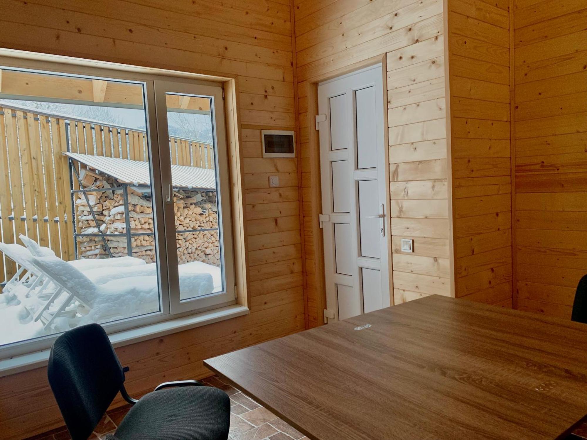 Holiday home - у карпатах